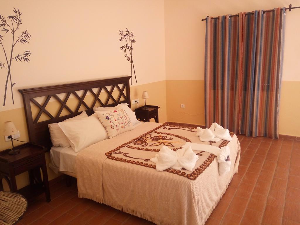 Hotel Rural Terrablanca วิญาบลันกา ภายนอก รูปภาพ